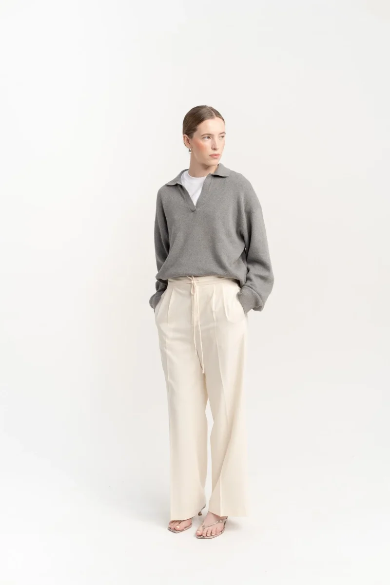 Schlichter Strickpullover